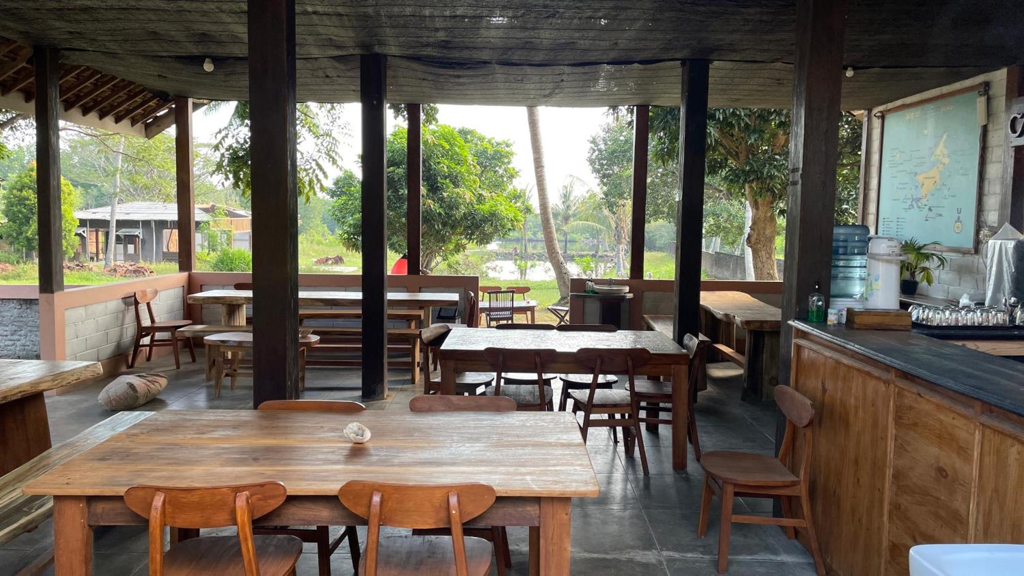 Mangrove Inn Karimunjawa Εξωτερικό φωτογραφία