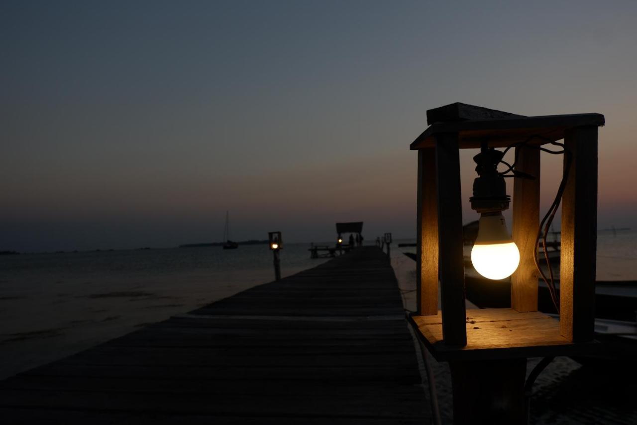 Mangrove Inn Karimunjawa Εξωτερικό φωτογραφία